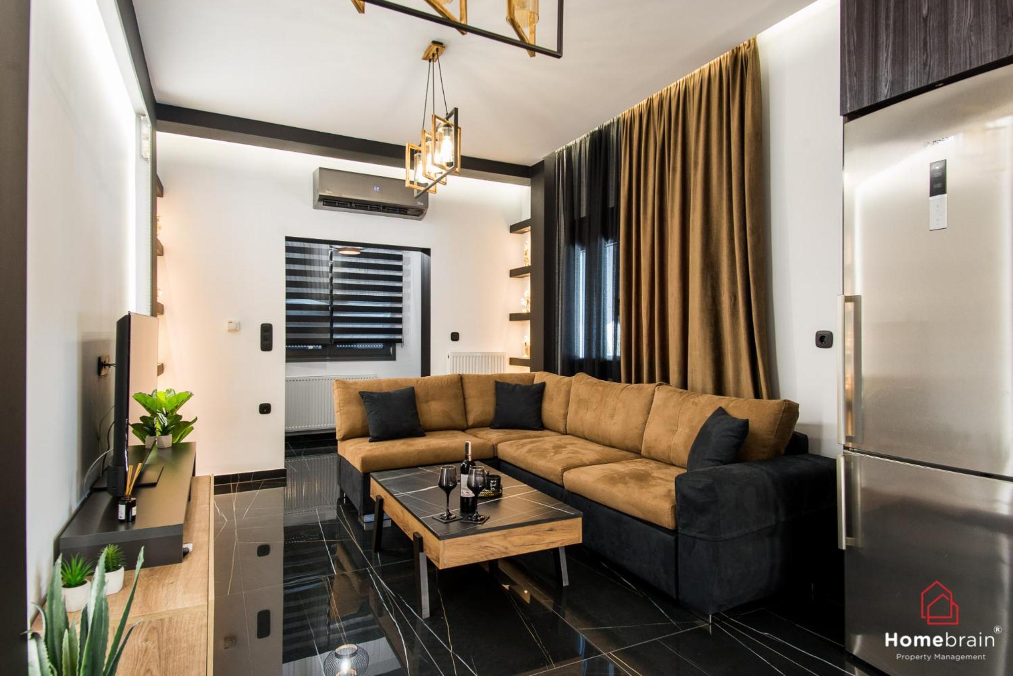 Edward Luxury By Homebrain