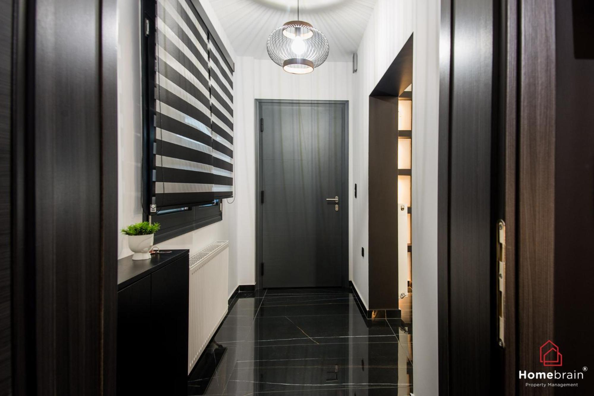 Edward Luxury By Homebrain *