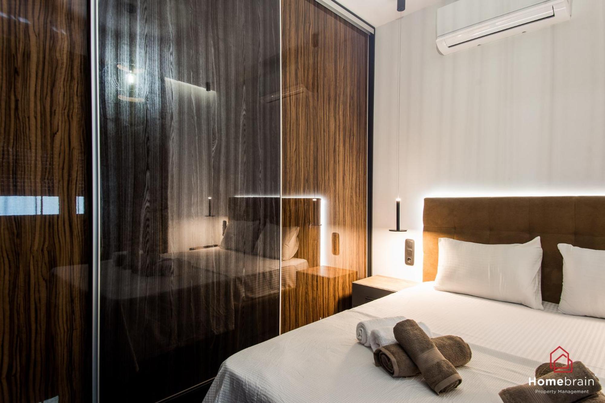 Edward Luxury By Homebrain Apartment